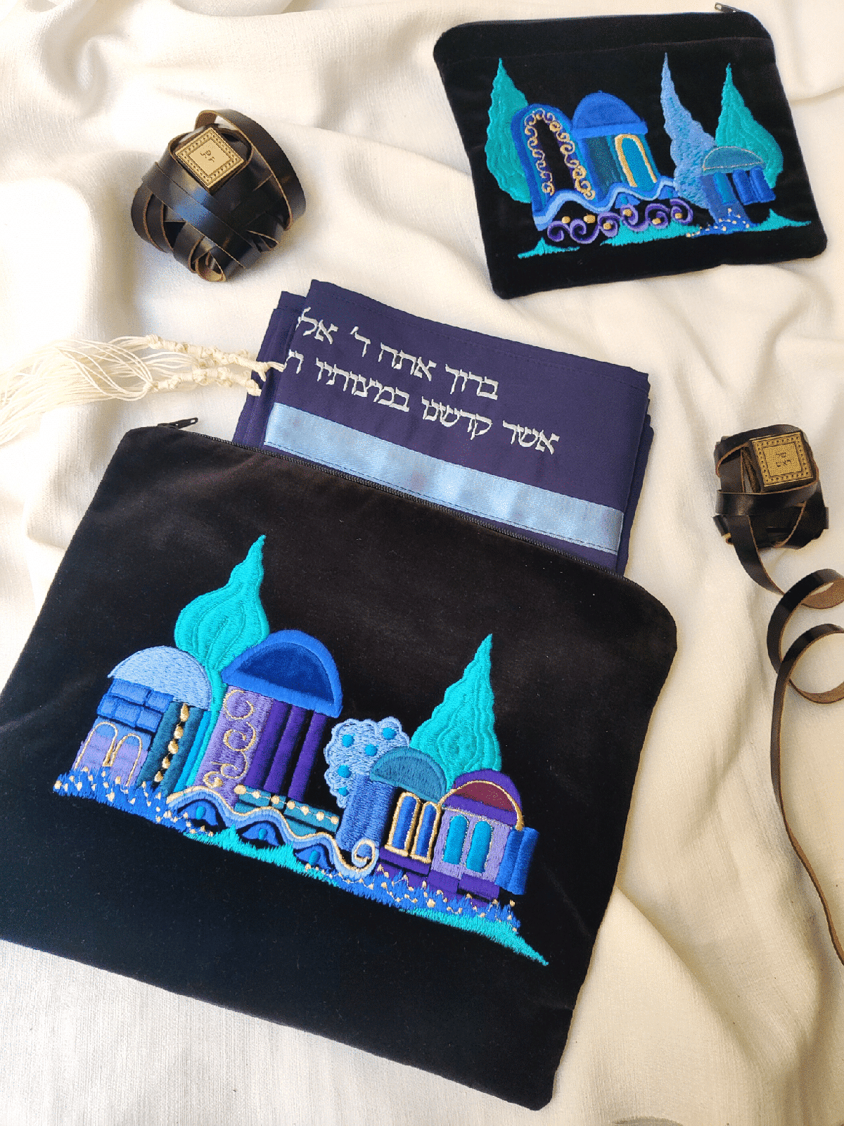 תיקי טלית ותפילין ירושלים לנשיאת יו, טלית ותפיל